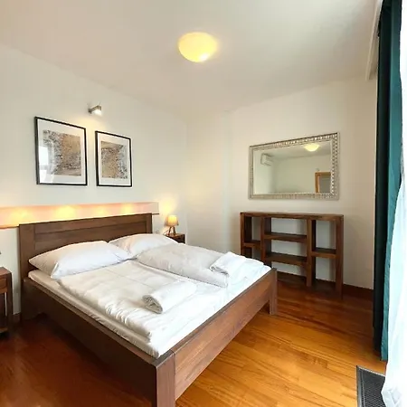 Apartment Hradebni - Terrace In The Old Town *